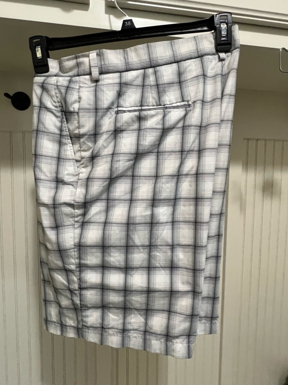 Men’s Grand Slam White and Black Plaid Flat Front Golf Shorts
